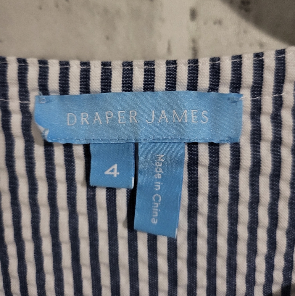 Draper James Seer Sucker Stripe Button Shift Dress Size 4 - Picture 8 of 9